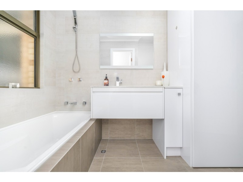 28 Eastcott Way, Tarcoola Beach WA 6530