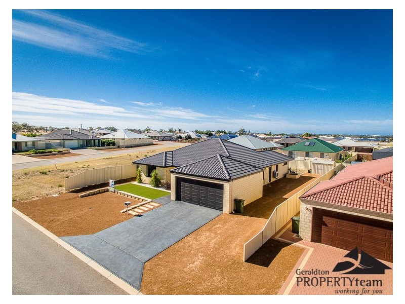 3 Pead Fairway, Waggrakine WA 6530