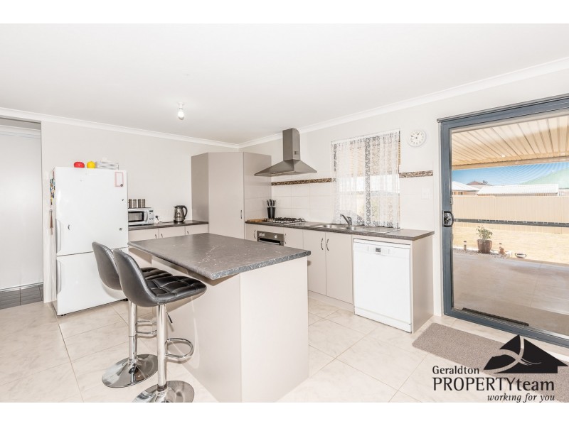 3 Pead Fairway, Waggrakine WA 6530