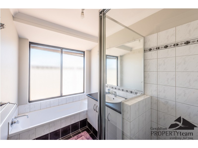 3 Pead Fairway, Waggrakine WA 6530