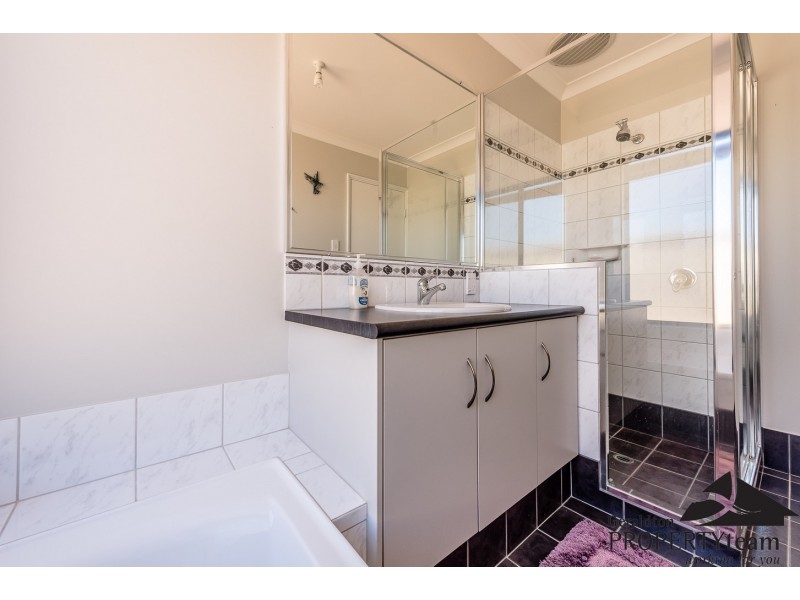 3 Pead Fairway, Waggrakine WA 6530