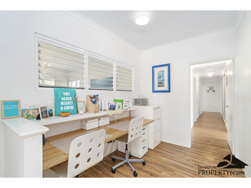 27 Cedar Crescent, Strathalbyn WA 6530