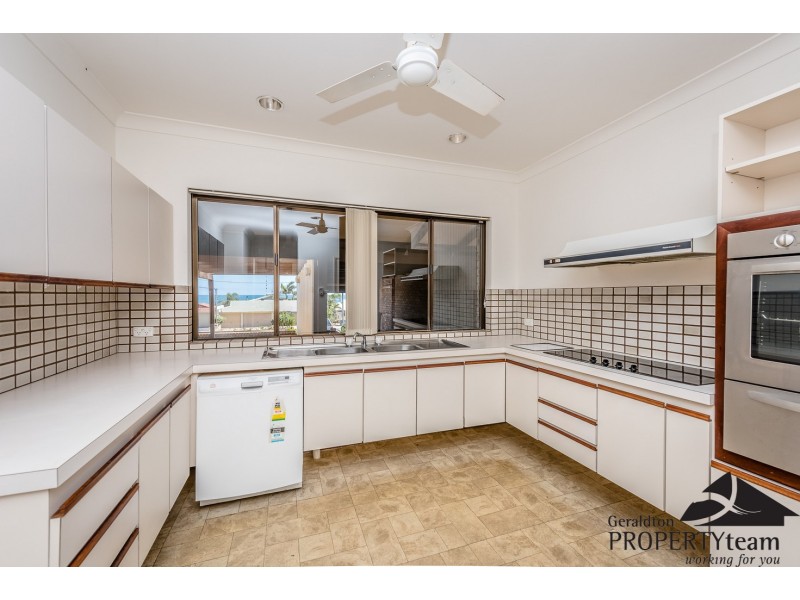 31 Bayview Street, Mount Tarcoola WA 6530