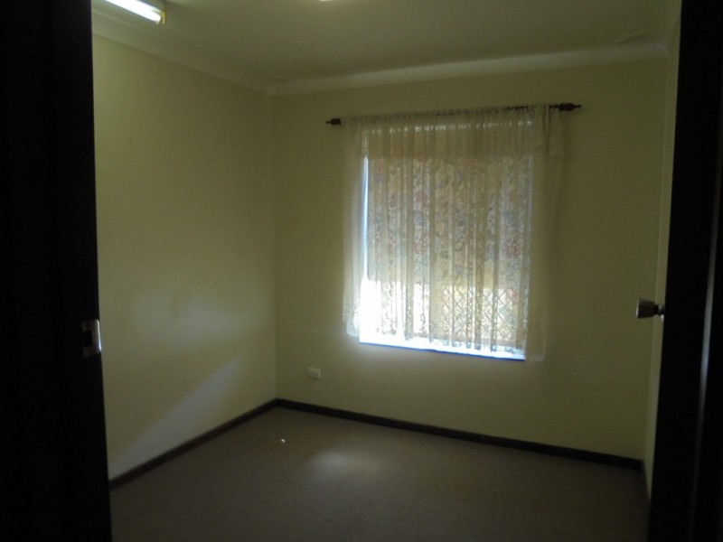 11 Thomas Avenue, Geraldton WA 6530