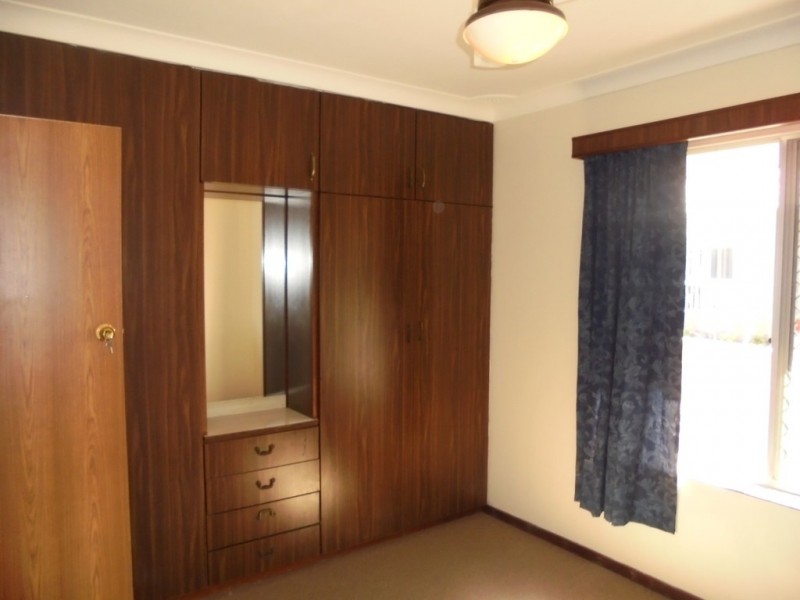 11 Thomas Avenue, Geraldton WA 6530