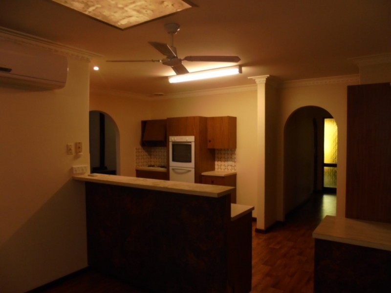 11 Thomas Avenue, Geraldton WA 6530