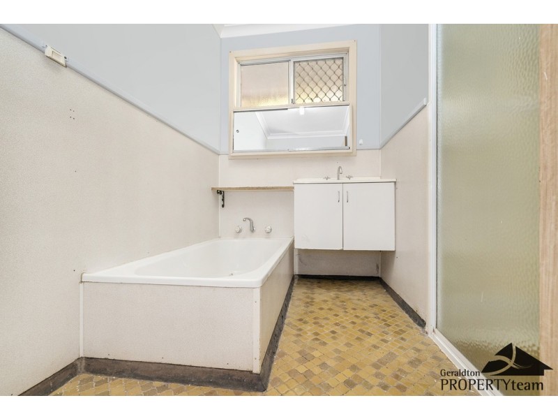 3 Hardman Road, Rangeway WA 6530