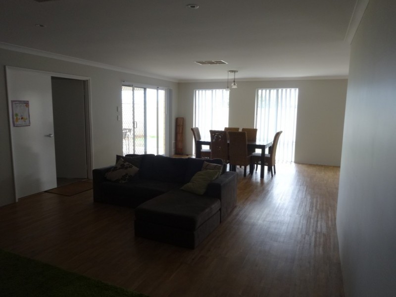 9 Viewpoint Mews, Drummond Cove WA 6532