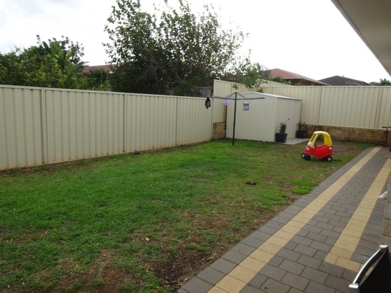 9 Viewpoint Mews, Drummond Cove WA 6532