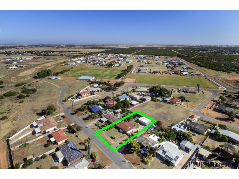 24 Woodman Street, Utakarra WA 6530