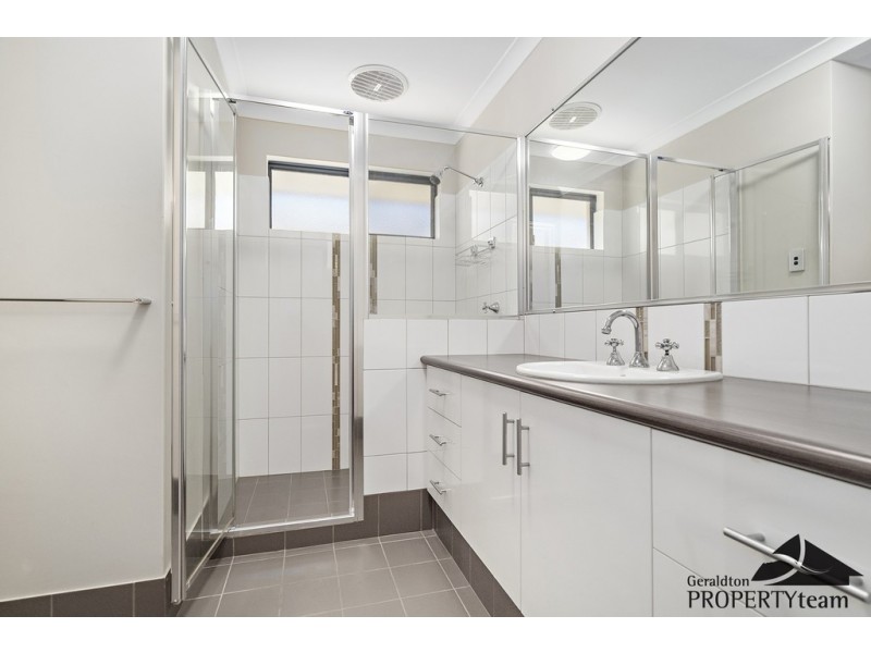 11 Pepper Gate, Waggrakine WA 6530