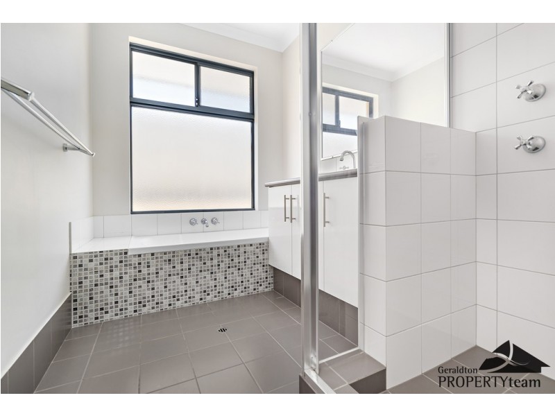 11 Pepper Gate, Waggrakine WA 6530