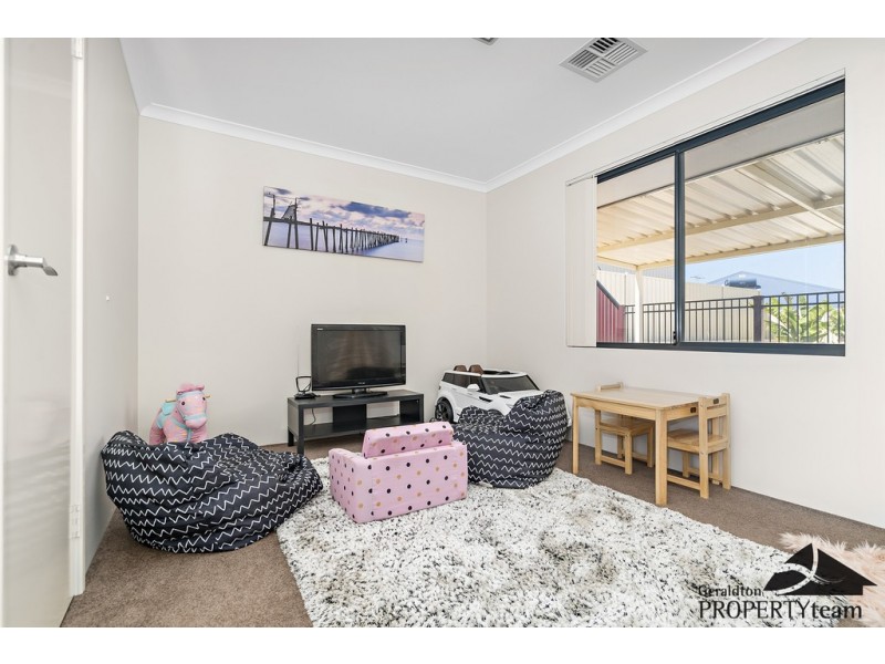 11 Pepper Gate, Waggrakine WA 6530