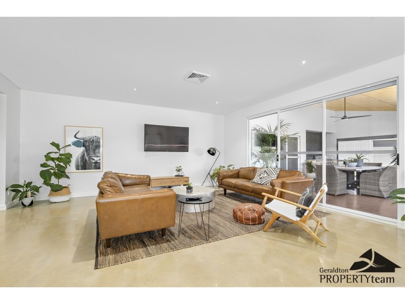 1 Harbour Ridge Drive, Wandina WA 6530