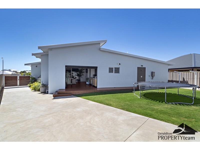 1 Harbour Ridge Drive, Wandina WA 6530
