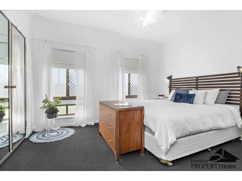 25 McAleer Drive, Mahomets Flats WA 6530