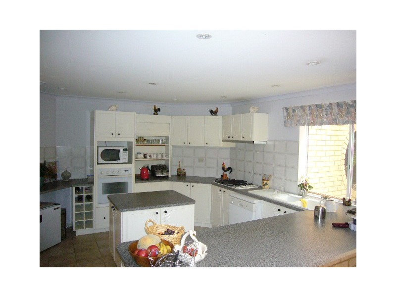 24 Endeavour Drive, Wandina WA 6530