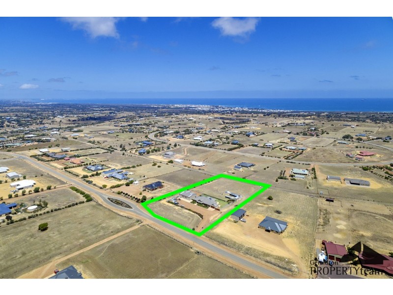 260 Eliza Shaw Drive, White Peak WA 6532