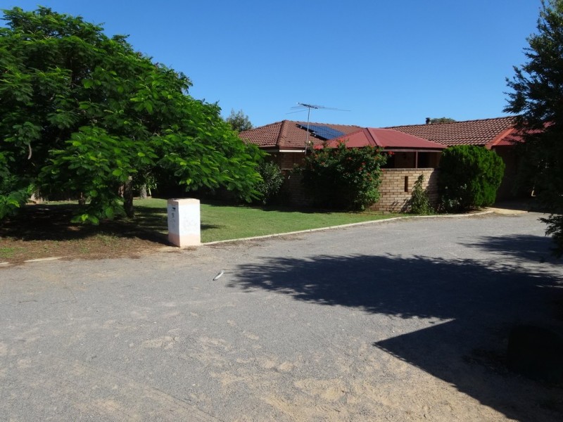 51 Pinyali Way, Waggrakine WA 6530