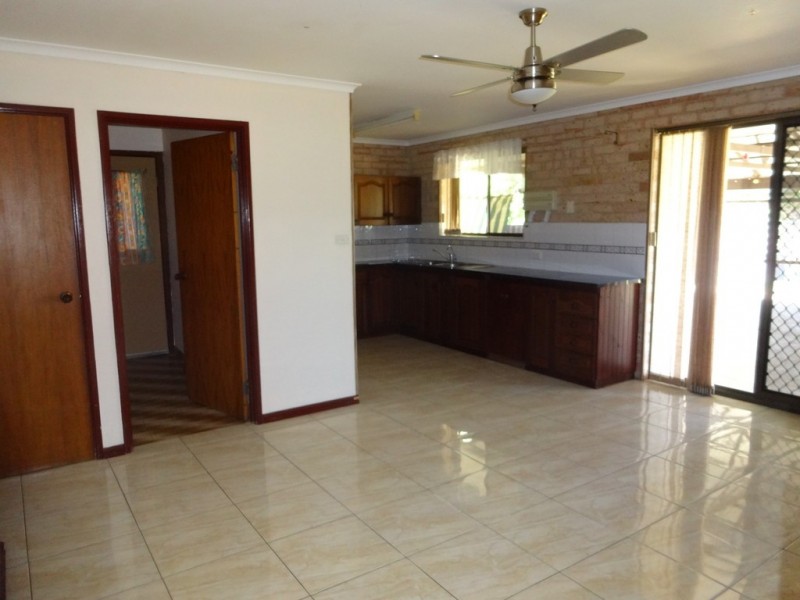 51 Pinyali Way, Waggrakine WA 6530