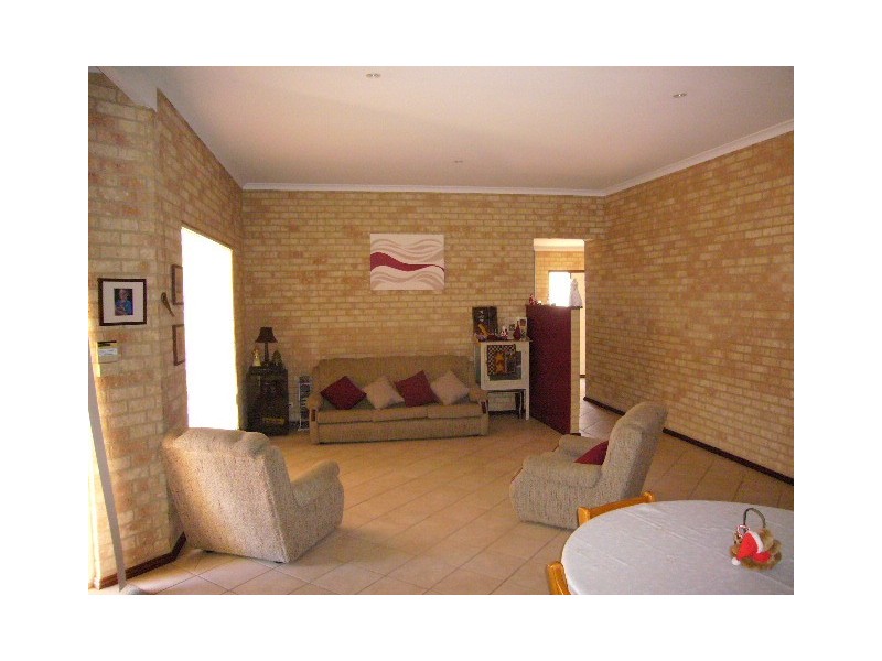 10 Mimosa Court, Strathalbyn WA 6530