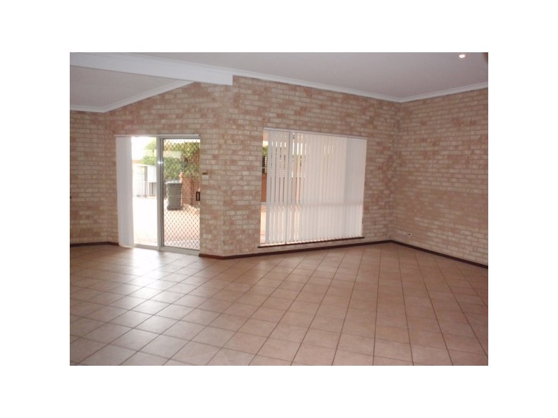 10 Mimosa Court, Strathalbyn WA 6530