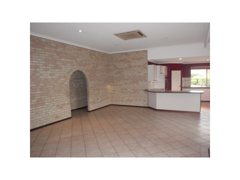 10 Mimosa Court, Strathalbyn WA 6530