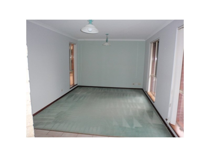 10 Mimosa Court, Strathalbyn WA 6530