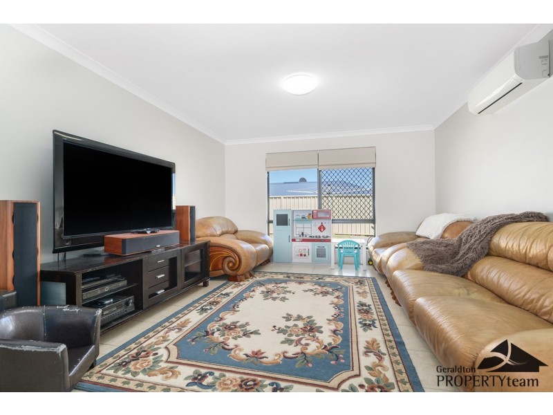 11 Drummond Cove Road, Drummond Cove WA 6532