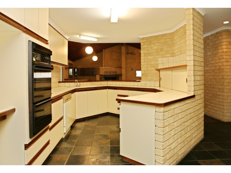 51 Railway Street, Bluff Point WA 6530