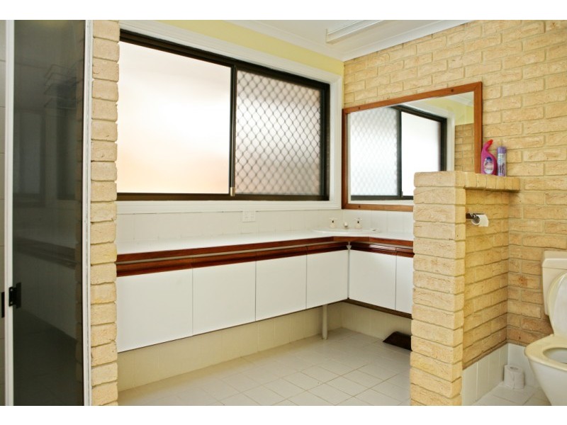 51 Railway Street, Bluff Point WA 6530