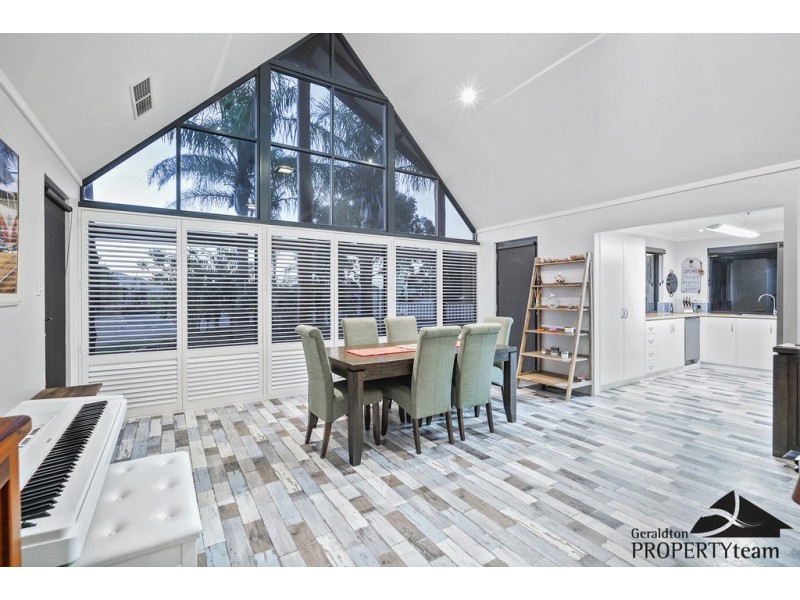 17 Foxglove Place, Strathalbyn WA 6530