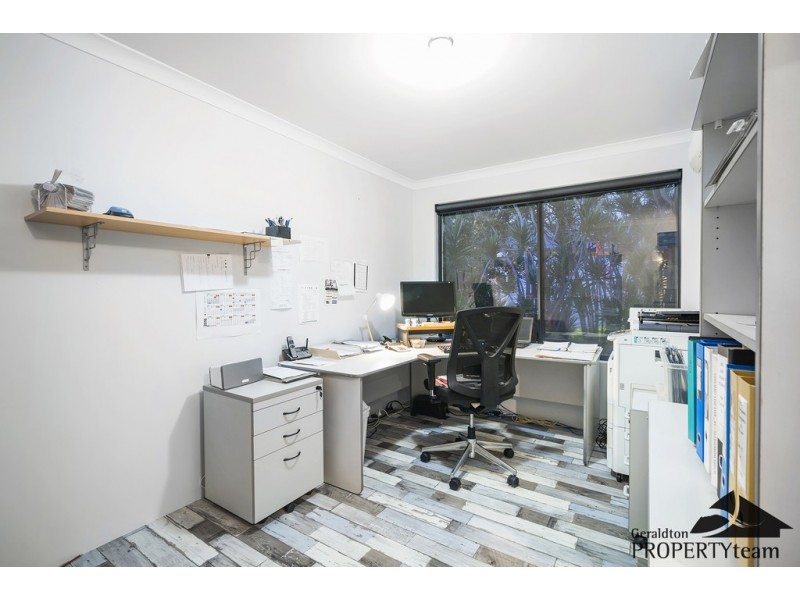 17 Foxglove Place, Strathalbyn WA 6530