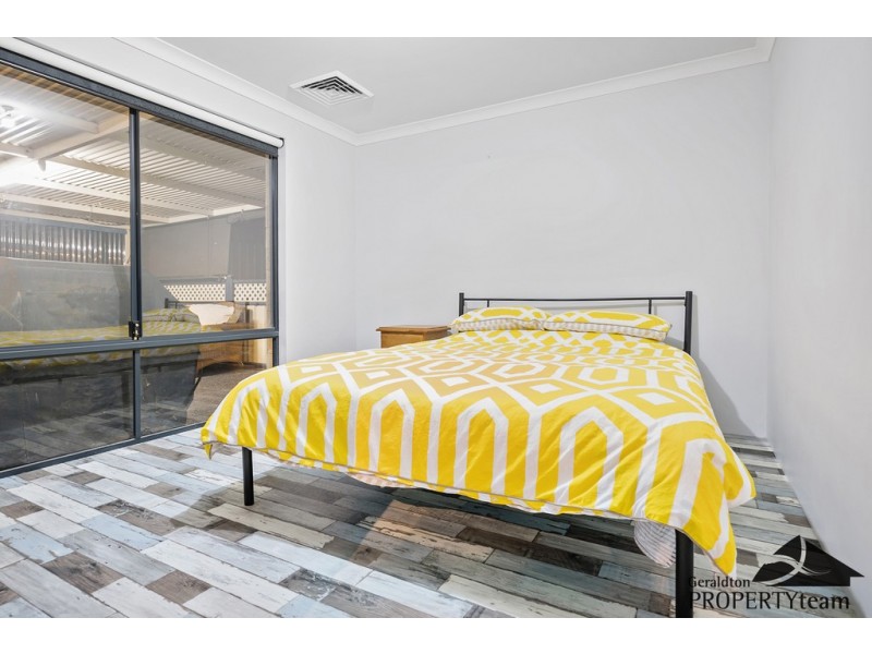 17 Foxglove Place, Strathalbyn WA 6530