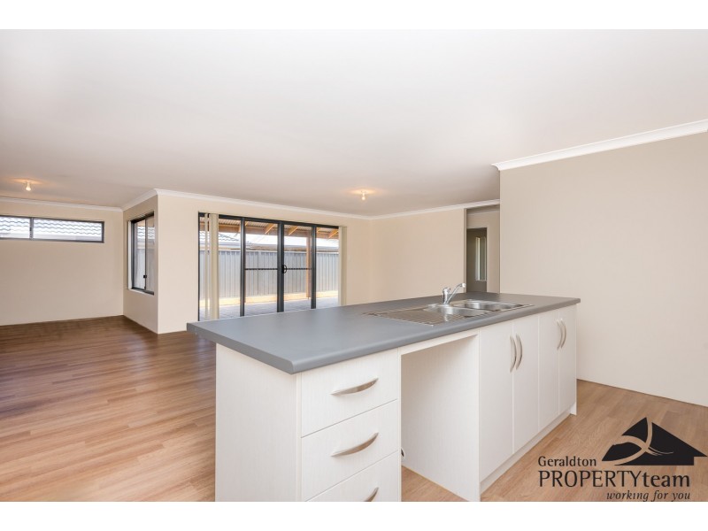 1 Reef Boulevard, Drummond Cove WA 6532