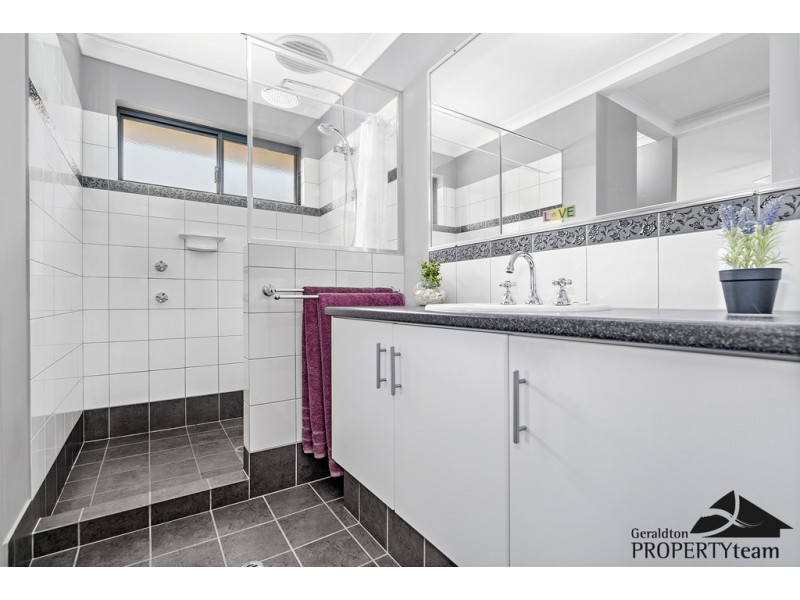 38 Brockagh Drive, Utakarra WA 6530