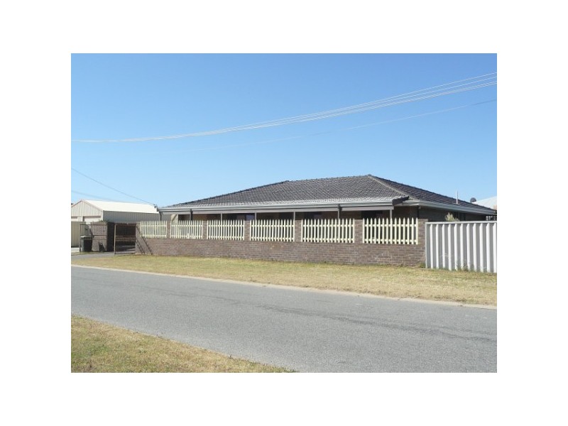 2 Drenthe Place, Mahomets Flats WA 6530