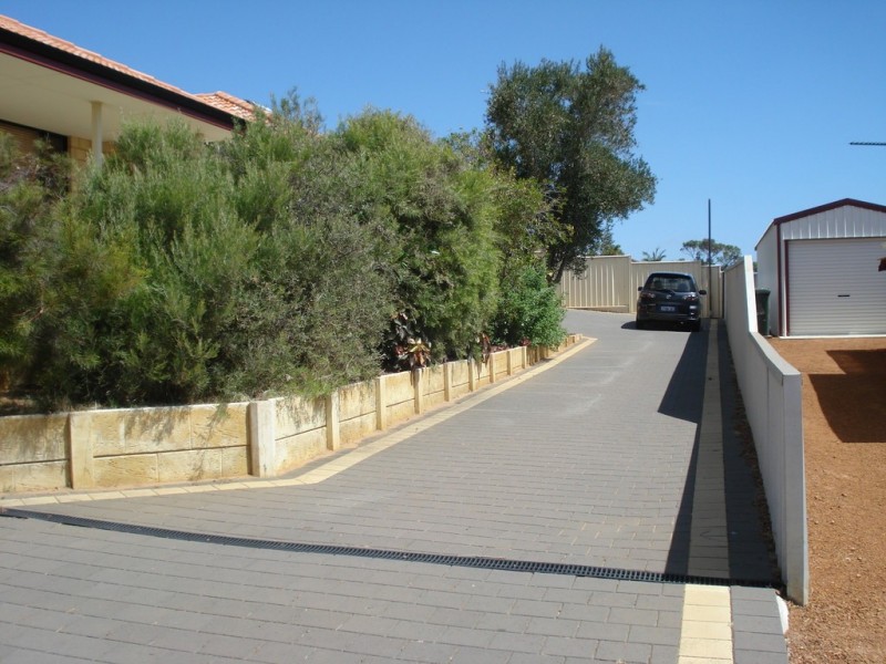 8 Hosken, Bluff Point WA 6530