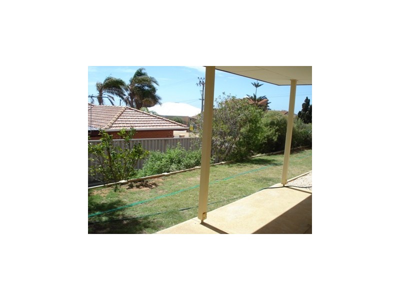 8 Hosken, Bluff Point WA 6530