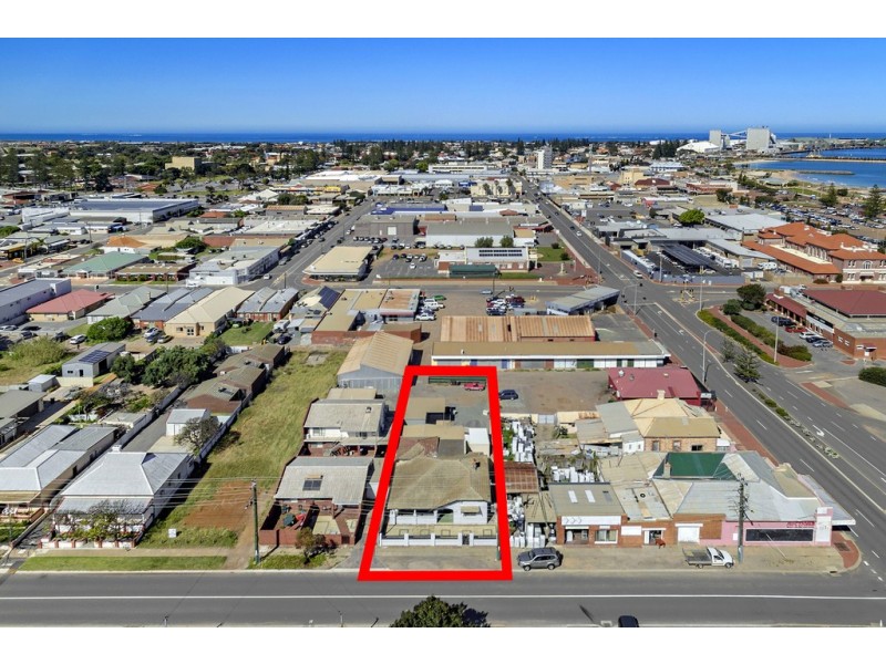4 Snowdon Street, Geraldton WA 6530