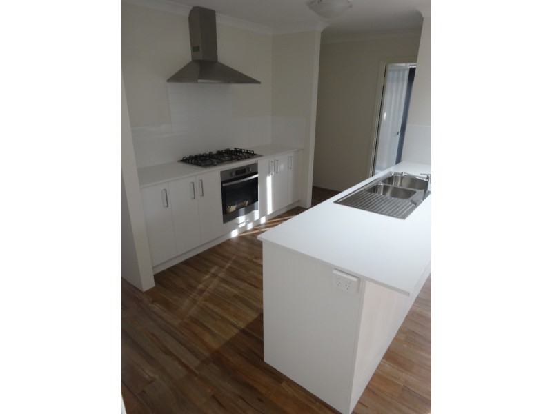 102 Moloney Street, Utakarra WA 6530