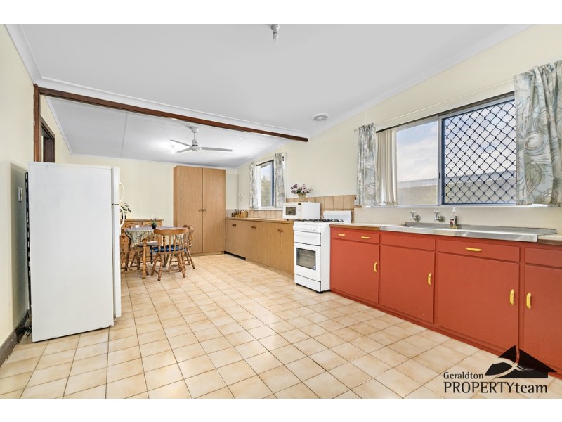 213 Seventh Street, Wonthella WA 6530