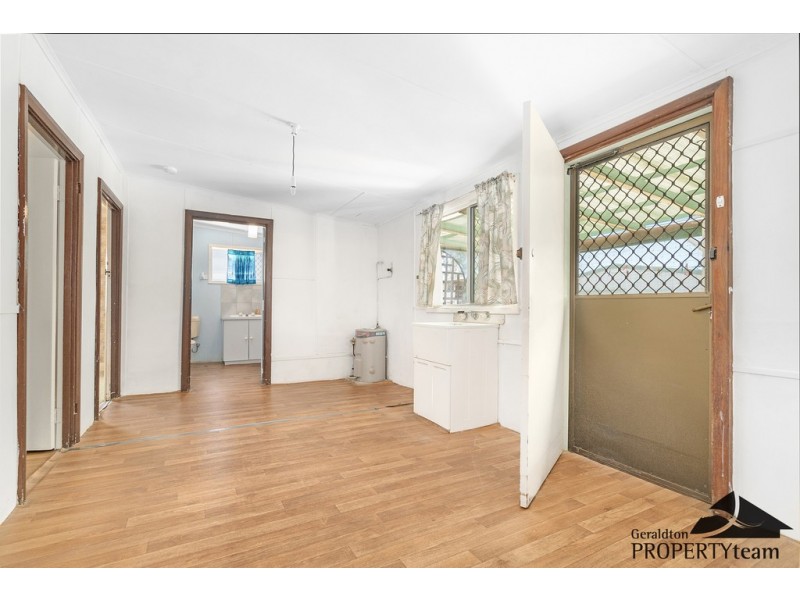 213 Seventh Street, Wonthella WA 6530