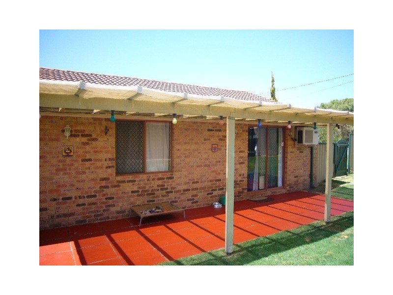 17 Eddington Close, Rangeway WA 6530