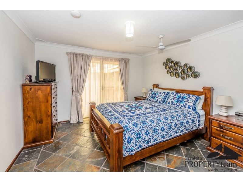 8 Amalda Place, Sunset Beach WA 6530