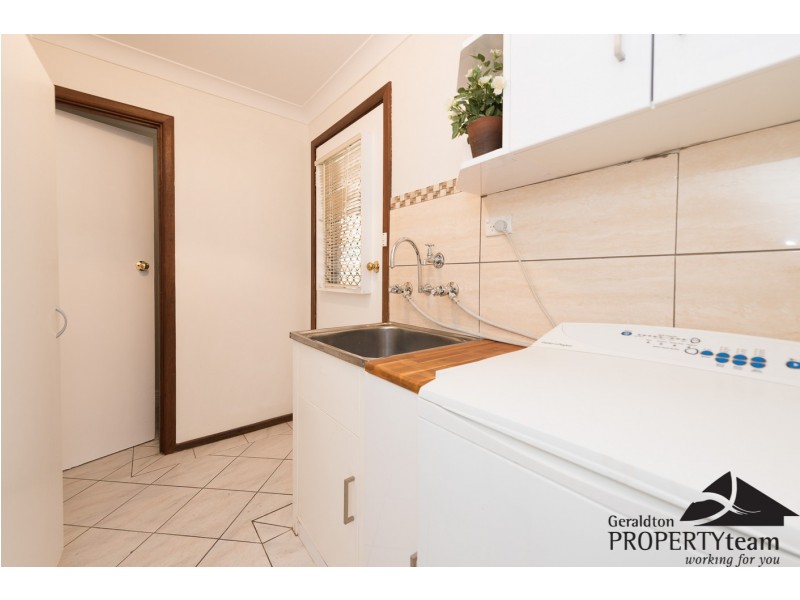 8 Amalda Place, Sunset Beach WA 6530