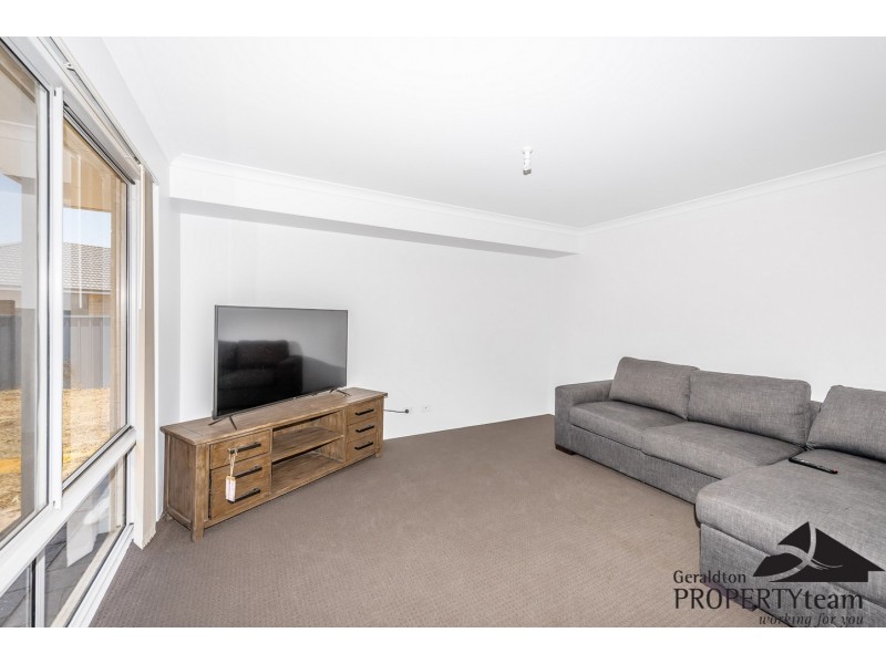 4 Hatch Place, Utakarra WA 6530