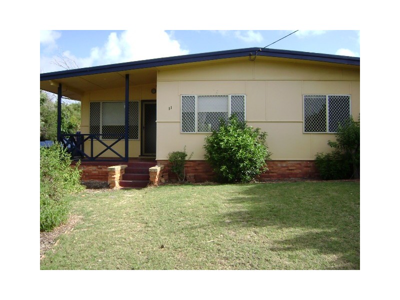 11 Jarrah Street, Tarcoola Beach WA 6530