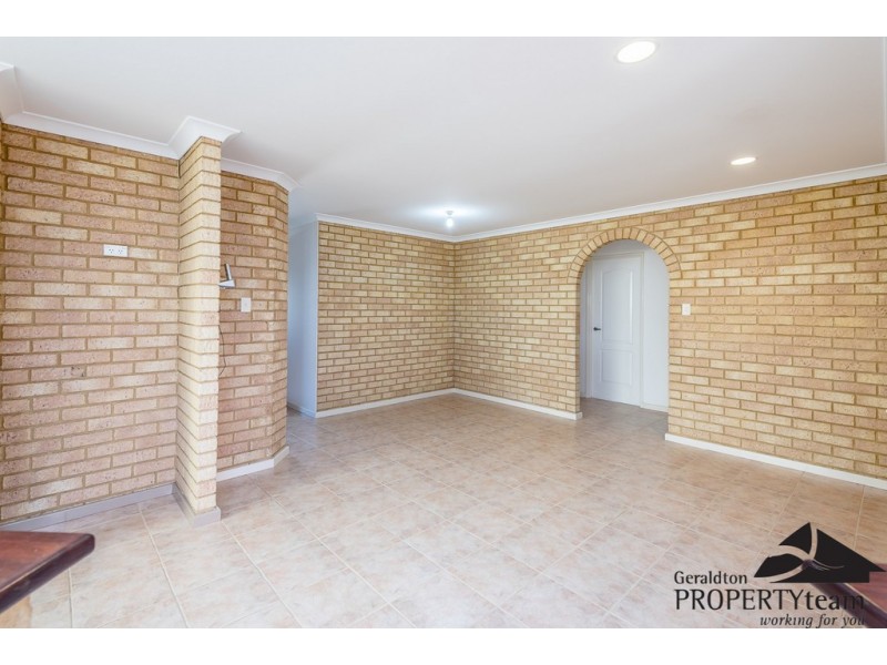 16 Mildwaters Place, Mount Tarcoola WA 6530