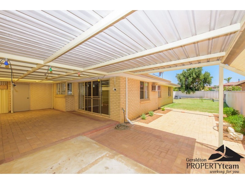 16 Mildwaters Place, Mount Tarcoola WA 6530